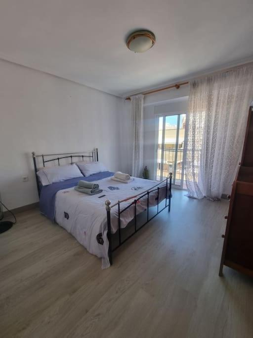 Lovely Three-Bedroom Apartment In Puerto De Sagunt Sagunto エクステリア 写真
