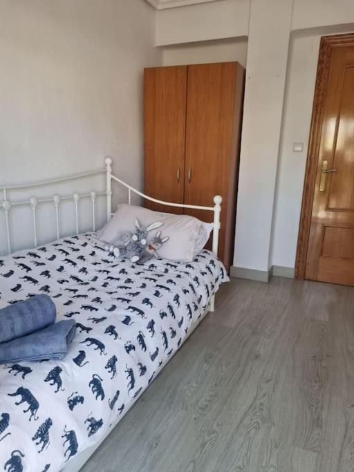 Lovely Three-Bedroom Apartment In Puerto De Sagunt Sagunto エクステリア 写真