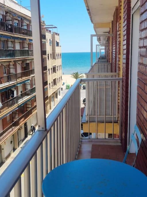 Lovely Three-Bedroom Apartment In Puerto De Sagunt Sagunto エクステリア 写真